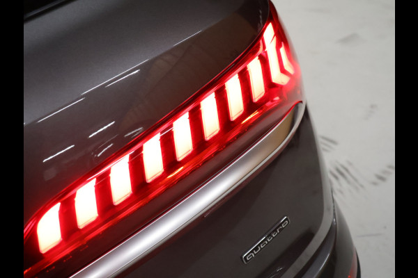 Audi Q7 60 TFSI e quattro Competition [SCHUIFKANTELDAK, RS ZETELS, APPLE CARPLAY, TREKHAAK, MEMORY SEATS, STOELVERWARMING V+A, DIGITAL DASH, HEAD-UP, BOSE, STOELVENTILATIE, MASSAGE, HD MATRIX LED, 360 CAMERA, ELEKTRISCHE ACHTERKL