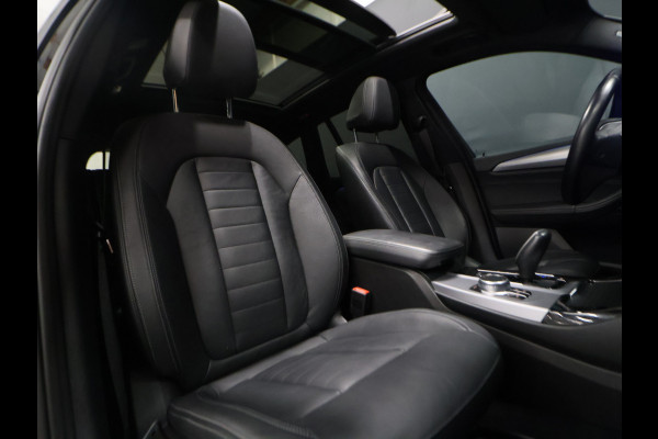 BMW X3 xDrive30e High Executive [SCHUIFKANTELDAK, APPLE CARPLAY, ANDROID, STOELVERWARMING, VOL LEDER, ELEKTRISCHE ACHTERKLEP, PDC V+A, CRUISE CONTROL, GROOT NAVIGATIE, 3-ZONE CLIMATE, DIGITAL DASH, NIEUWSTAAT]