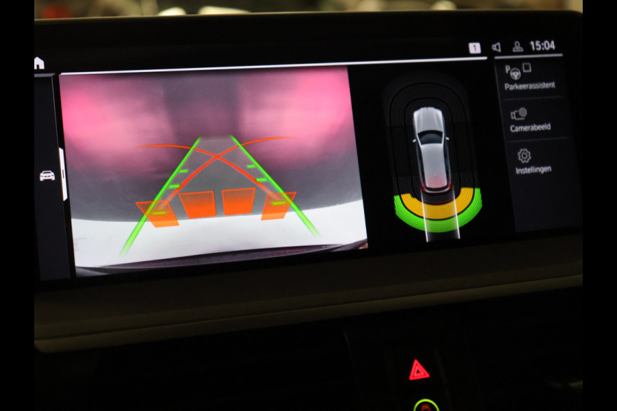 BMW X3 xDrive30e High Executive [SCHUIFKANTELDAK, APPLE CARPLAY, ANDROID, STOELVERWARMING, VOL LEDER, ELEKTRISCHE ACHTERKLEP, PDC V+A, CRUISE CONTROL, GROOT NAVIGATIE, 3-ZONE CLIMATE, DIGITAL DASH, NIEUWSTAAT]