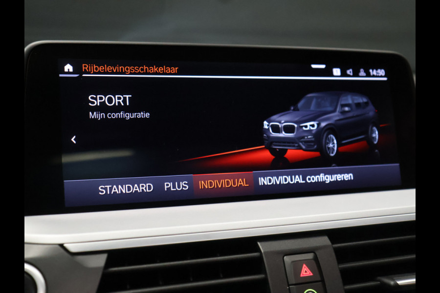 BMW X3 xDrive30e High Executive [SCHUIFKANTELDAK, APPLE CARPLAY, ANDROID, STOELVERWARMING, VOL LEDER, ELEKTRISCHE ACHTERKLEP, PDC V+A, CRUISE CONTROL, GROOT NAVIGATIE, 3-ZONE CLIMATE, DIGITAL DASH, NIEUWSTAAT]