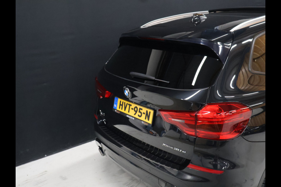 BMW X3 xDrive30e High Executive [SCHUIFKANTELDAK, APPLE CARPLAY, ANDROID, STOELVERWARMING, VOL LEDER, ELEKTRISCHE ACHTERKLEP, PDC V+A, CRUISE CONTROL, GROOT NAVIGATIE, 3-ZONE CLIMATE, DIGITAL DASH, NIEUWSTAAT]