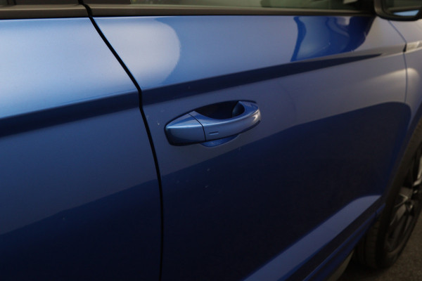 Škoda Karoq 1.5 TSI ACT 150 PK Automaat Sportline BNS, Panoramadak, Keyless, Adap. Cruise Control
