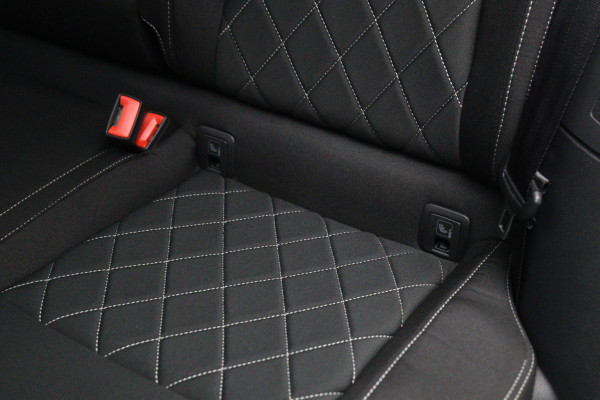 Škoda Karoq 1.5 TSI ACT 150 PK Automaat Sportline BNS, Panoramadak, Keyless, Adap. Cruise Control