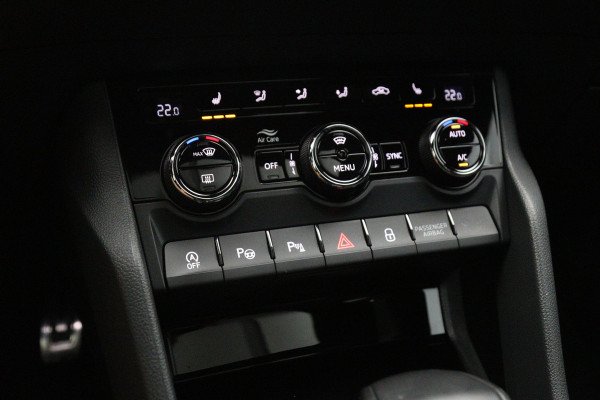 Škoda Karoq 1.5 TSI ACT 150 PK Automaat Sportline BNS, Panoramadak, Keyless, Adap. Cruise Control