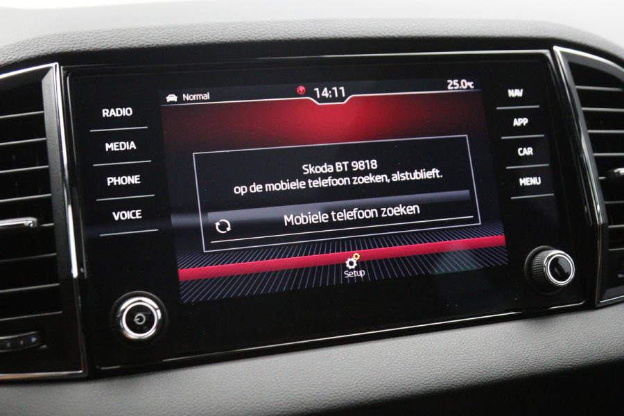 Škoda Karoq 1.5 TSI ACT 150 PK Automaat Sportline BNS, Panoramadak, Keyless, Adap. Cruise Control