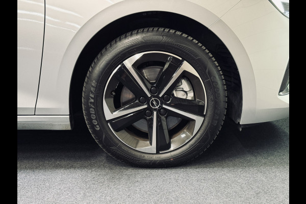 Opel Astra Sports Tourer 1.2 130PK GS Line Ultimate | Panorama | ACC | HUD | Matrix