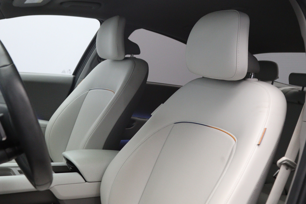 Hyundai IONIQ 6 Connect 77.4 kWh 228 PK, SOH 100%, Leder, 4 X Stoelverwarming, Adap. Cruise Control, Stoel- & Stuurverwarming, Carplay