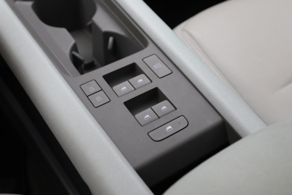 Hyundai IONIQ 6 Connect 77.4 kWh 228 PK, SOH 100%, Leder, 4 X Stoelverwarming, Adap. Cruise Control, Stoel- & Stuurverwarming, Carplay