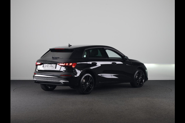 Audi A3 Sportback Pro Line 40 TFSI e 204 pk | Afgevlakt sportstuur | Achteruitrijcamera | Dynamisch led verlichting |