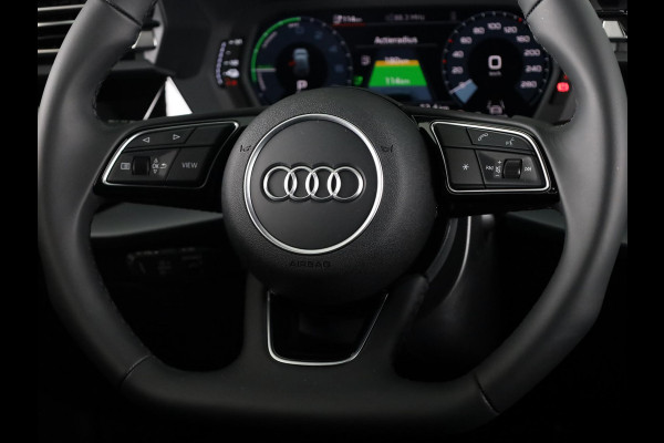 Audi A3 Sportback Pro Line 40 TFSI e 204 pk | Afgevlakt sportstuur | Achteruitrijcamera | Dynamisch led verlichting |