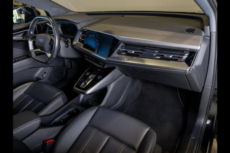 Audi Q4 e-tron 35 Launch edition 55 kWh 170pk / Panoramadak / Trekhaak / Lederen bekleding / Navigatie / Apple carplay /