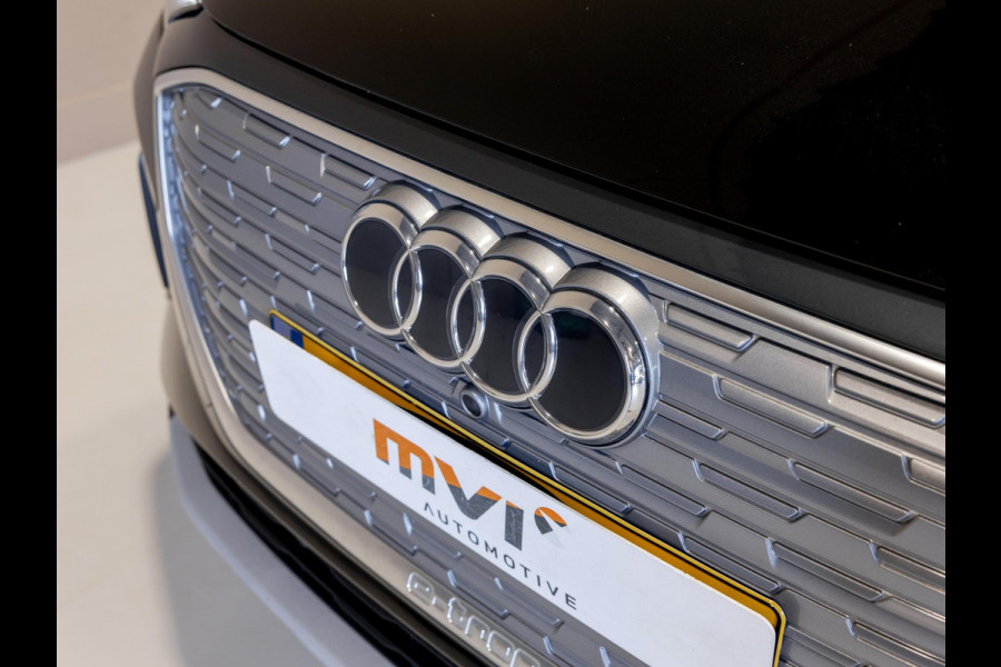 Audi Q4 e-tron 35 Launch edition 55 kWh 170pk / Panoramadak / Trekhaak / Lederen bekleding / Navigatie / Apple carplay /