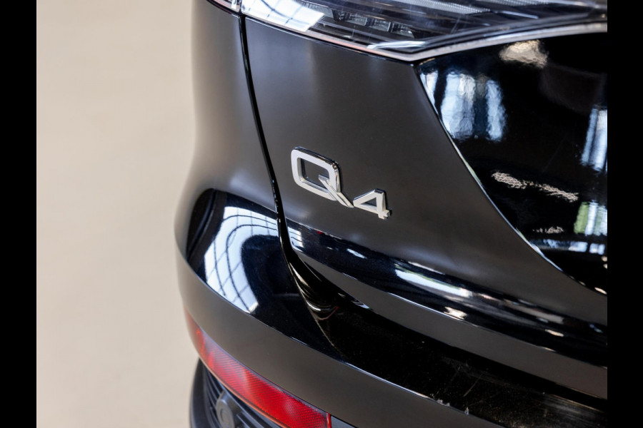 Audi Q4 e-tron 35 Launch edition 55 kWh 170pk / Panoramadak / Trekhaak / Lederen bekleding / Navigatie / Apple carplay /