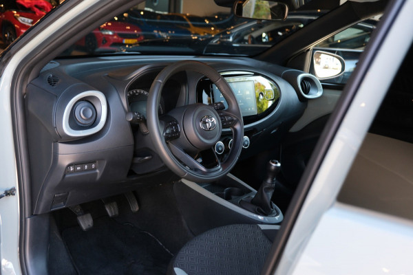 Toyota Aygo X 1.0 VVT-i MT *TeamPlayer* 7.241km!! Apple Carplay + Camera ALS NIEUW