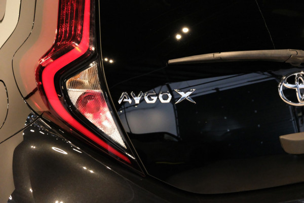 Toyota Aygo X 1.0 VVT-i MT *TeamPlayer* 7.241km!! Apple Carplay + Camera ALS NIEUW