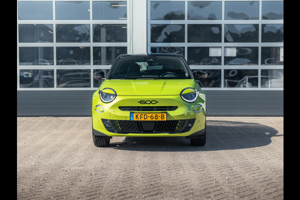 Fiat 600E Sport 54 kWh | Navi | Bicolore l Camera