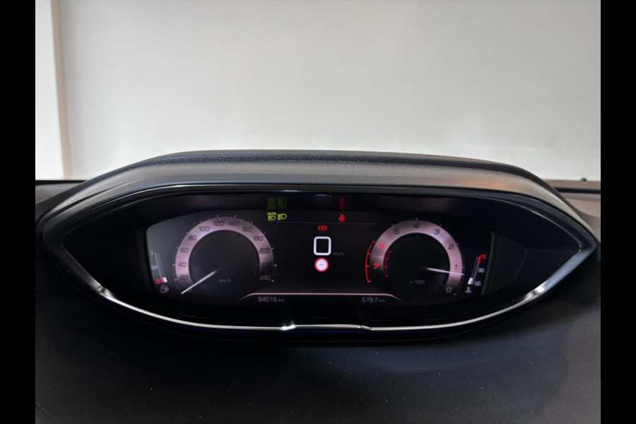 Peugeot 3008 1.2 PureTech GT | Panoramadak | Navigatie | Trekhaak | Achteruitrijcamera |