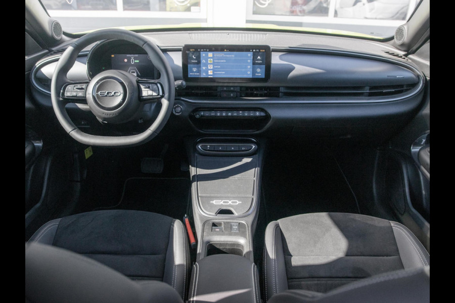 Fiat 600E Sport 54 kWh | Navi | Bicolore l Camera