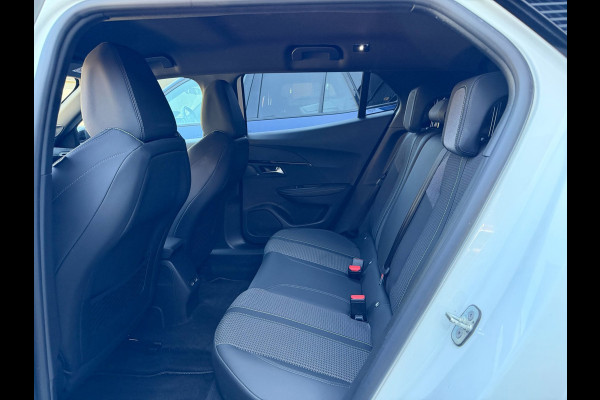 Peugeot 2008 1.2 PureTech GT Pack Automaat | CARPLAY | CAMERA | 1E EIG | DEALER