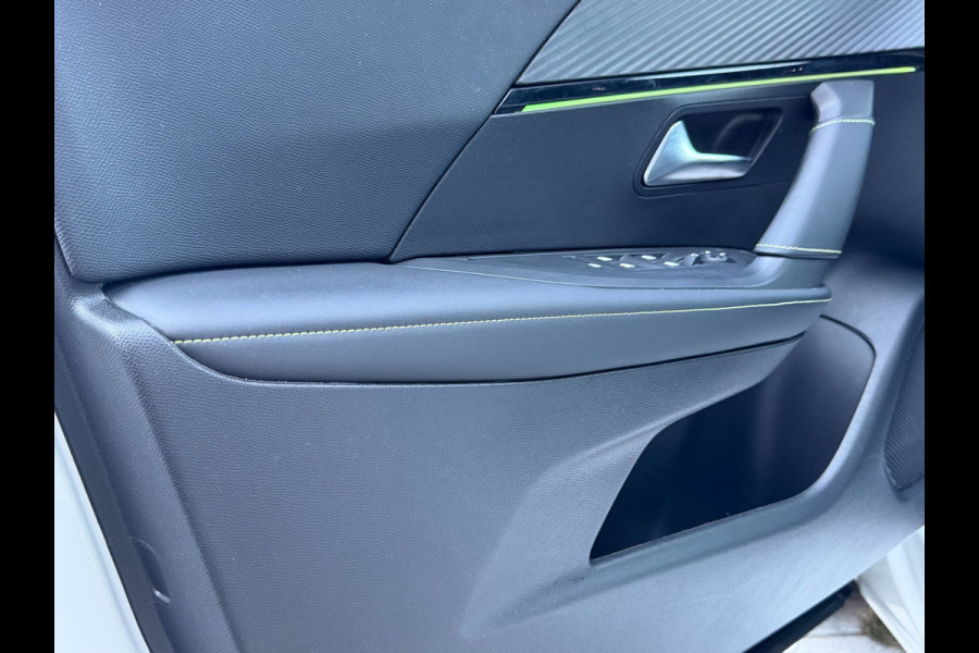 Peugeot 2008 1.2 PureTech GT Pack Automaat | CARPLAY | CAMERA | 1E EIG | DEALER