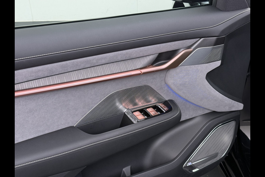 ZEEKR 001 AWD Performance 544PK 100kWh Panoramadak Warmtepomp 360°Camera Adap.Cruise Navi Ecc Stoel+Stuur+Achterbankverwarming Head-Up Dis Lmv 22" Pdc Elek.Achterklep Matrix Led Apple Carplay/Android Auto Draadloze telefoonlader 2.000kg Trekvermogen! 1e Eigenaar Origineel Nederlandse Auto