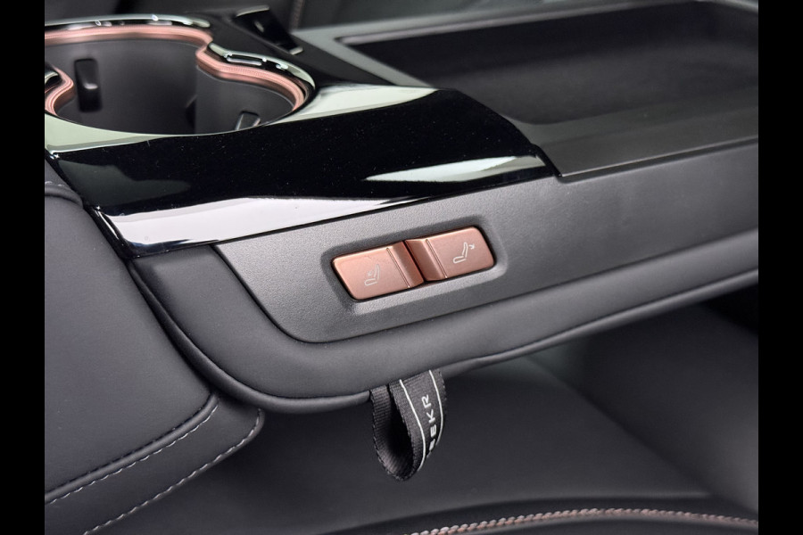 ZEEKR 001 AWD Performance 544PK 100kWh Panoramadak Warmtepomp 360°Camera Adap.Cruise Navi Ecc Stoel+Stuur+Achterbankverwarming Head-Up Dis Lmv 22" Pdc Elek.Achterklep Matrix Led Apple Carplay/Android Auto Draadloze telefoonlader 2.000kg Trekvermogen! 1e Eigenaar Origineel Nederlandse Auto