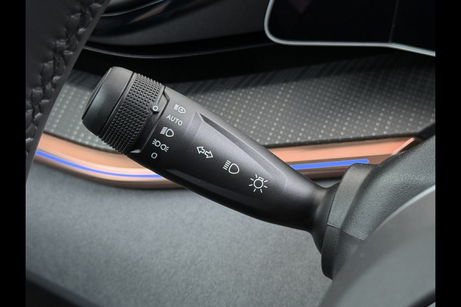 ZEEKR 001 AWD Performance 544PK 100kWh Panoramadak Warmtepomp 360°Camera Adap.Cruise Navi Ecc Stoel+Stuur+Achterbankverwarming Head-Up Dis Lmv 22" Pdc Elek.Achterklep Matrix Led Apple Carplay/Android Auto Draadloze telefoonlader 2.000kg Trekvermogen! 1e Eigenaar Origineel Nederlandse Auto