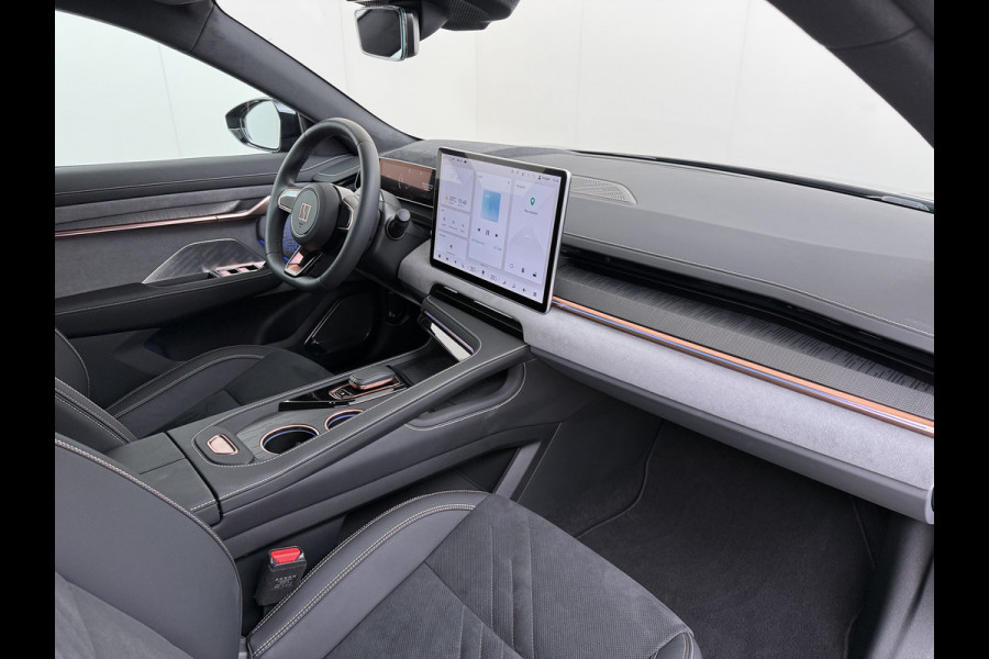 ZEEKR 001 AWD Performance 544PK 100kWh Panoramadak Warmtepomp 360°Camera Adap.Cruise Navi Ecc Stoel+Stuur+Achterbankverwarming Head-Up Dis Lmv 22" Pdc Elek.Achterklep Matrix Led Apple Carplay/Android Auto Draadloze telefoonlader 2.000kg Trekvermogen! 1e Eigenaar Origineel Nederlandse Auto