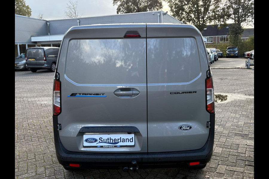 Ford E-Transit Courier Limited 46 kWh | 136pk | Adaptive cruise control | Navigatie | Laadvloerbescherming | Trekhaak | LED Laadruimteverlichting