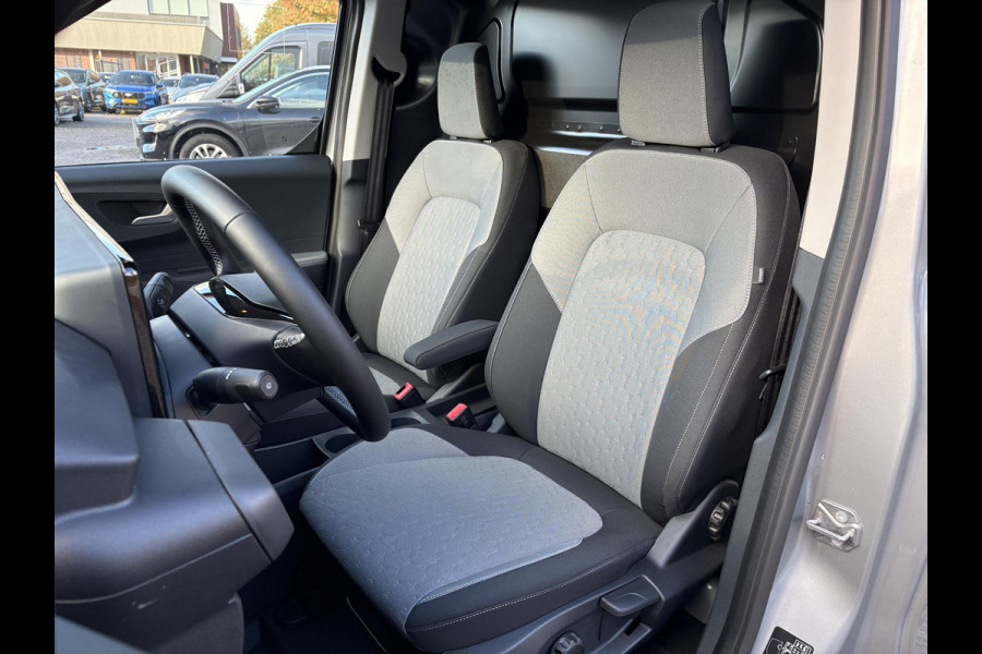 Ford E-Transit Courier Limited 46 kWh | 136pk | Adaptive cruise control | Navigatie | Laadvloerbescherming | Trekhaak | LED Laadruimteverlichting