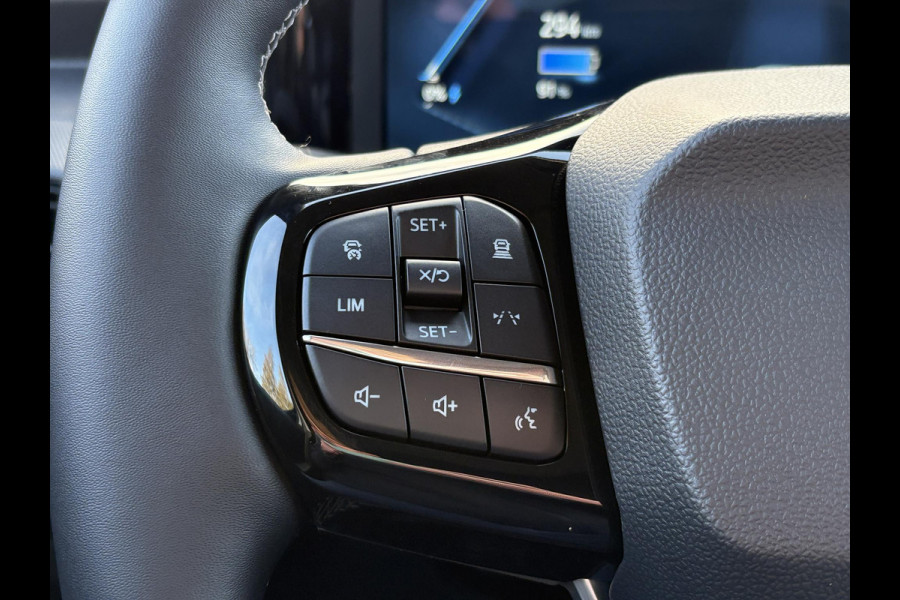 Ford E-Transit Courier Limited 46 kWh | 136pk | Adaptive cruise control | Navigatie | Laadvloerbescherming | Trekhaak | LED Laadruimteverlichting