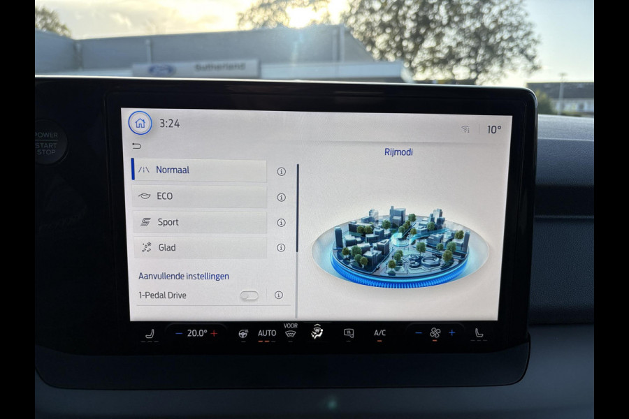 Ford E-Transit Courier Limited 46 kWh | 136pk | Adaptive cruise control | Navigatie | Laadvloerbescherming | Trekhaak | LED Laadruimteverlichting