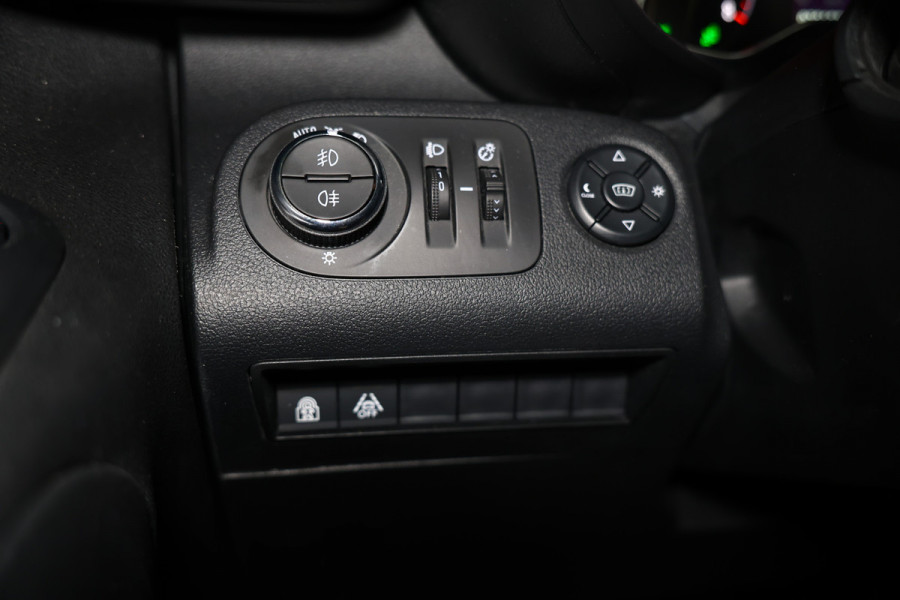 Opel Combo 1.2 Turbo Innovation XL 7pers AUTOM NAVI Carplay TREKH 360 Cam L2H1 '21