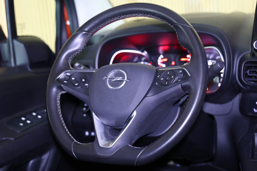 Opel Combo 1.2 Turbo Innovation XL 7pers AUTOM NAVI Carplay TREKH 360 Cam L2H1 '21
