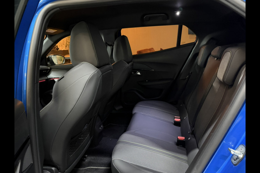 Peugeot 2008 1.2 GT Line|Automaat|Premium kleur|131PK Sport|360° Camera|Sfeerverlichting|Navi|CarPlay|LED|Rijklaar