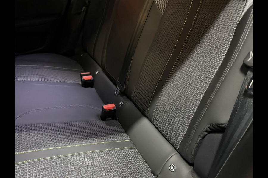 Peugeot 2008 1.2 GT Line|Automaat|Premium kleur|131PK Sport|360° Camera|Sfeerverlichting|Navi|CarPlay|LED|Rijklaar
