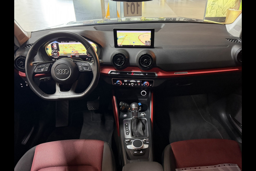 Audi Q2 2.0 TFSI Quattro Sport|Black on Black|Carplay|Groot Navi|B&O|Pano|Virtual Cockpit|Dodehoek|Afn. Trekhaak|Keyless|Rijklaar