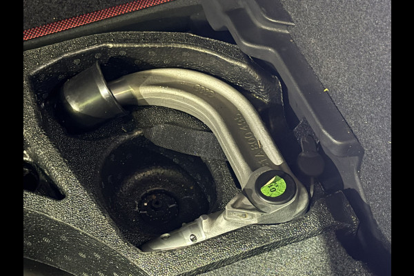 Audi Q2 2.0 TFSI Quattro Sport|Black on Black|Carplay|Groot Navi|B&O|Pano|Virtual Cockpit|Dodehoek|Afn. Trekhaak|Keyless|Rijklaar