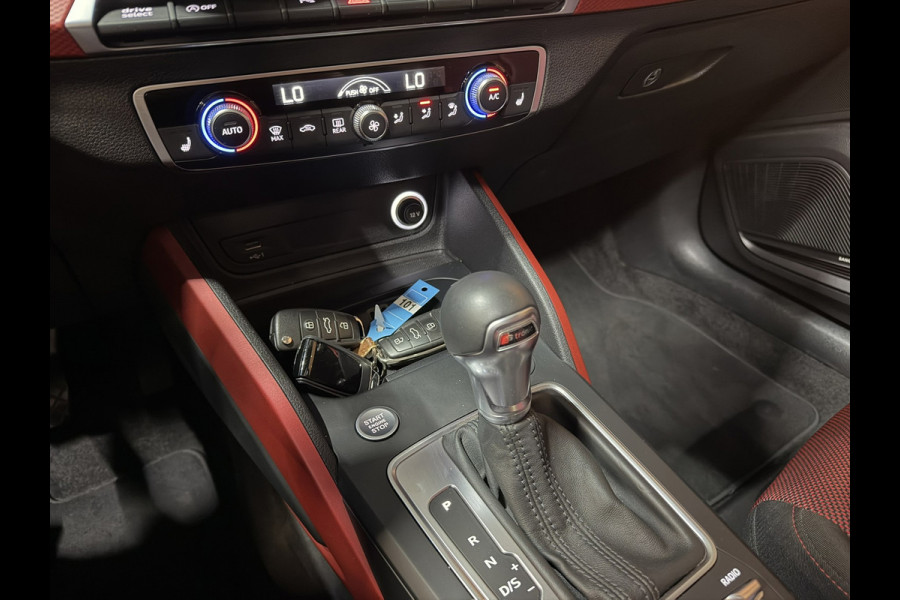 Audi Q2 2.0 TFSI Quattro Sport|Black on Black|Carplay|Groot Navi|B&O|Pano|Virtual Cockpit|Dodehoek|Afn. Trekhaak|Keyless|Rijklaar