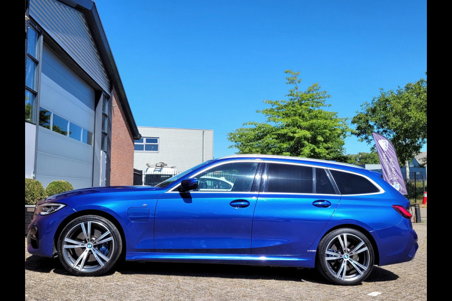 BMW 3 Serie Touring 330e M-sport ACC/HUD/Laser/Trekhaak/HiFi (BTW)