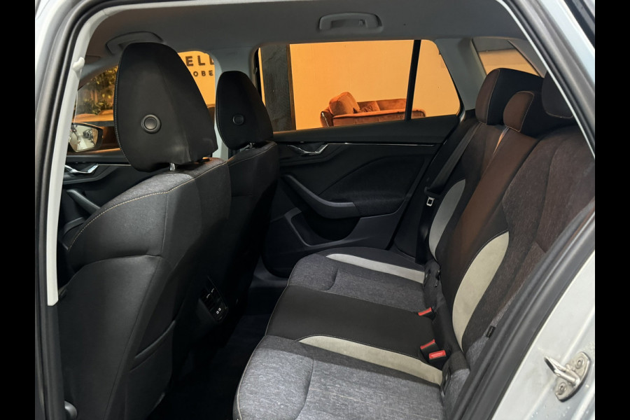 Škoda Kamiq 1.0 TSI Style|Automaat|Keyless|CarPlay|StoelVW|Lane Assist|Xenon|Rijklaar