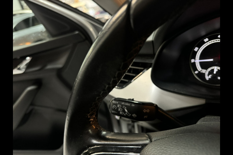 Škoda Kamiq 1.0 TSI Style|Automaat|Keyless|CarPlay|StoelVW|Lane Assist|Xenon|Rijklaar