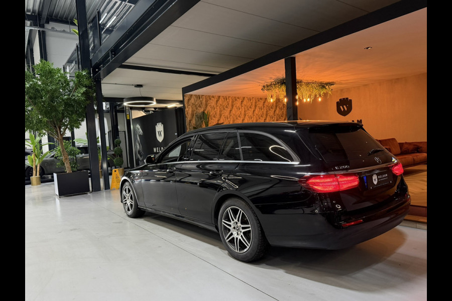 Mercedes-Benz E-Klasse Estate E 200 Business Solution|Automaat|Dealeronderhouden|Keyless|Camera|Elek. Achterklep|Rijklaar