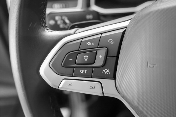 Volkswagen Polo 1.0 TSI GP-Edition Automaat Pano ACC IQ Light Keyless Virtual Dash 17"