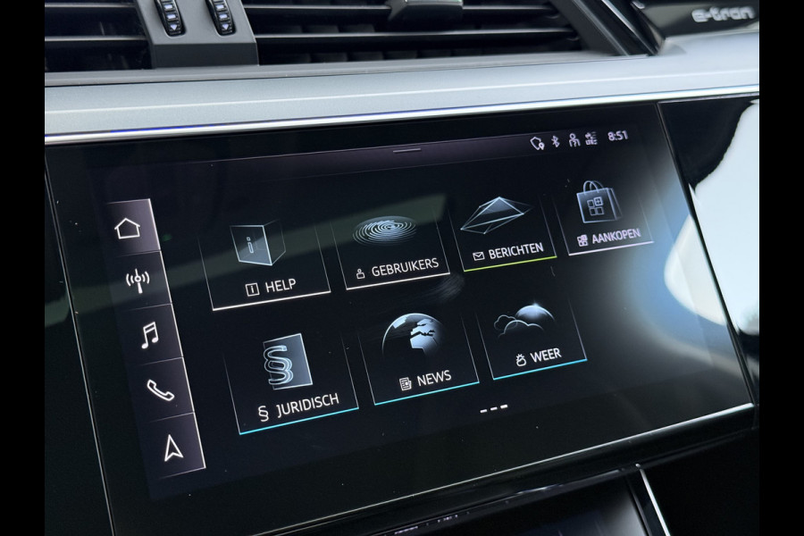 Audi e-tron 50 Quattro Panoramadak Adap.Cruise Leder Trekhaak Camera Apple Carplay Android Auto Lmv 21" Elek.Stoelen+Memory SOH 89% Navi Ecc Stoelverwarming Elek.Achterklep Pdc Led DAB Bluetooth Isofix Virtual Cockpit 1.800KG Trekgewicht Origineel Nederlandse Auto