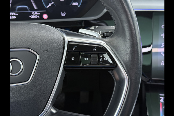 Audi e-tron 50 Quattro Panoramadak Adap.Cruise Leder Trekhaak Camera Apple Carplay Android Auto Lmv 21" Elek.Stoelen+Memory SOH 89% Navi Ecc Stoelverwarming Elek.Achterklep Pdc Led DAB Bluetooth Isofix Virtual Cockpit 1.800KG Trekgewicht Origineel Nederlandse Auto
