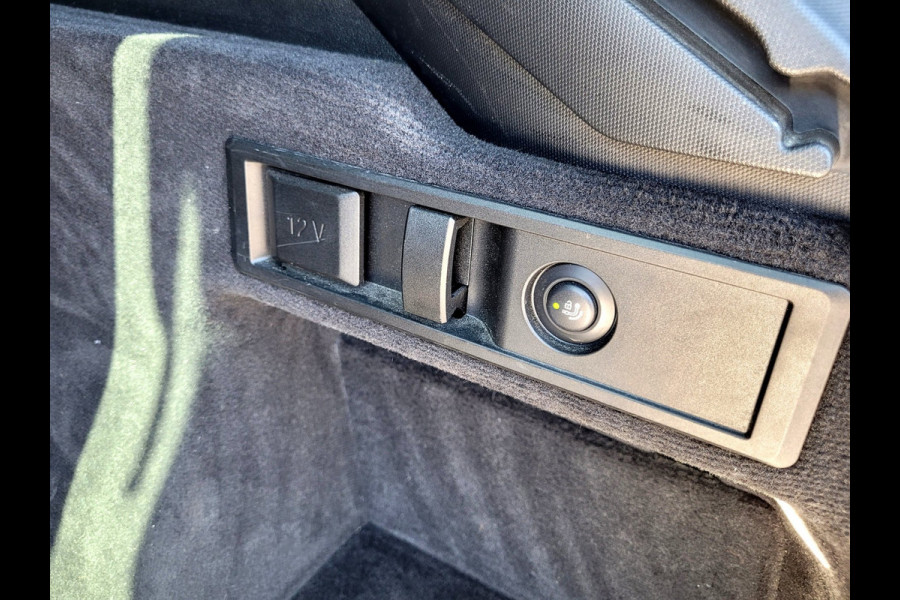 BMW 3 Serie Touring 330e M-sport ACC/HUD/Laser/Trekhaak/HiFi (BTW)