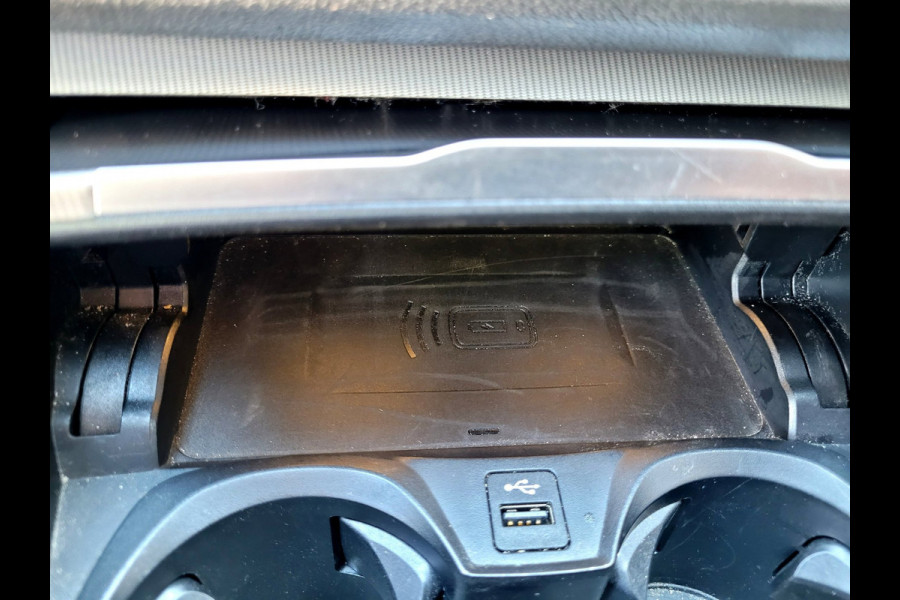 BMW 3 Serie Touring 330e M-sport ACC/HUD/Laser/Trekhaak/HiFi (BTW)