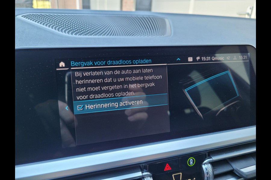 BMW 3 Serie Touring 330e M-sport ACC/HUD/Laser/Trekhaak/HiFi (BTW)