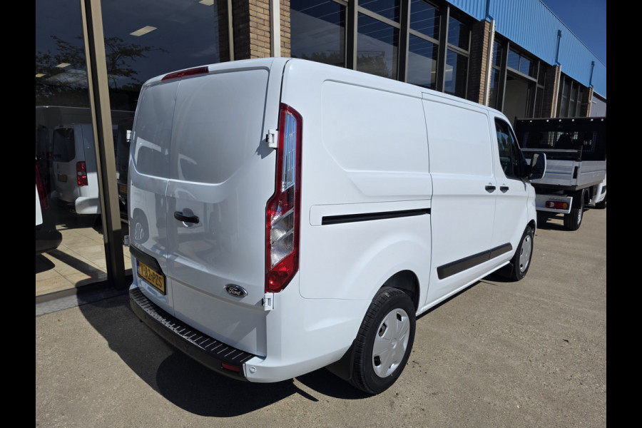 Ford Transit Custom 2.0 TDCI 125Kw/ 170Pk Autm. Airco Cruisecontrol Achteruitrijcamera Parkeersensors Trend